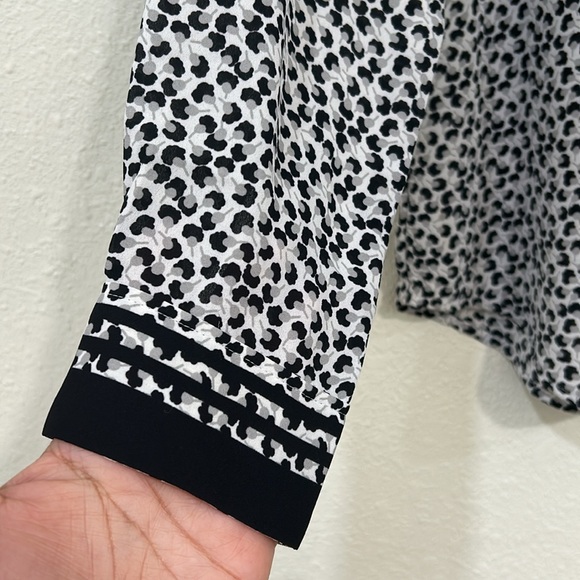 LOFT  WOMENS BUTTON DOWN BLOUSE ZEBRA PRINT LIGHTWEIGHT SZ  SMALL - Picture 6 of 12